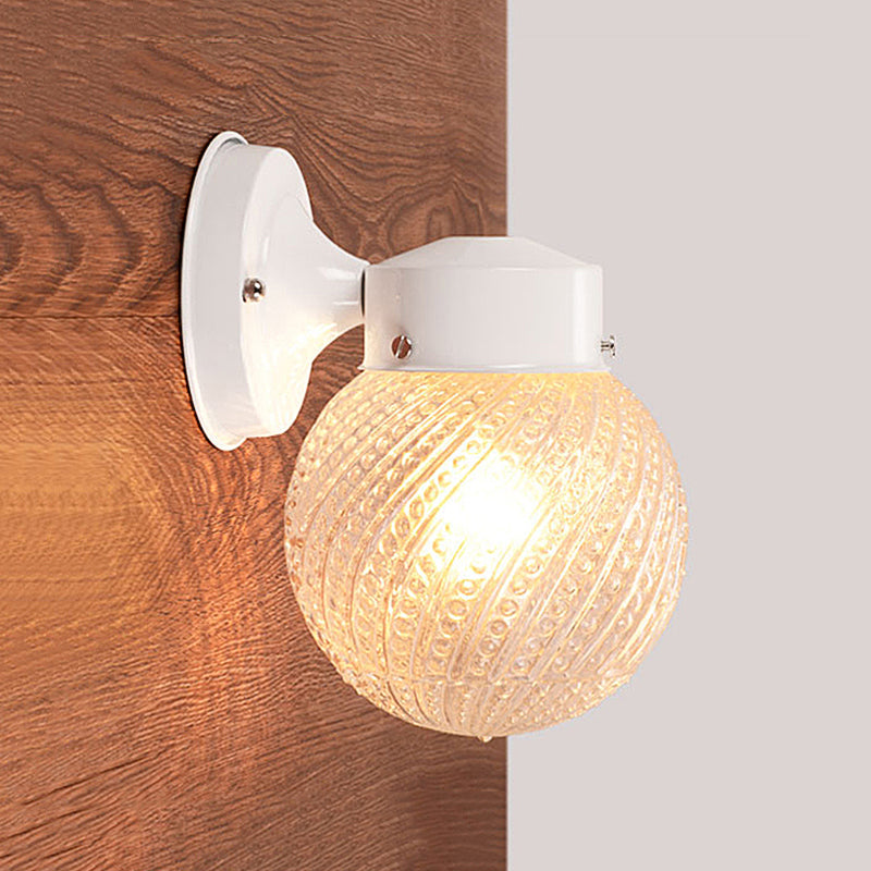 Frendorf | 1 Licht Passage Wandverlichting met Globe Ruitjes Glazen Kap Moderne Zwart/Witte Wandlamp Fixture