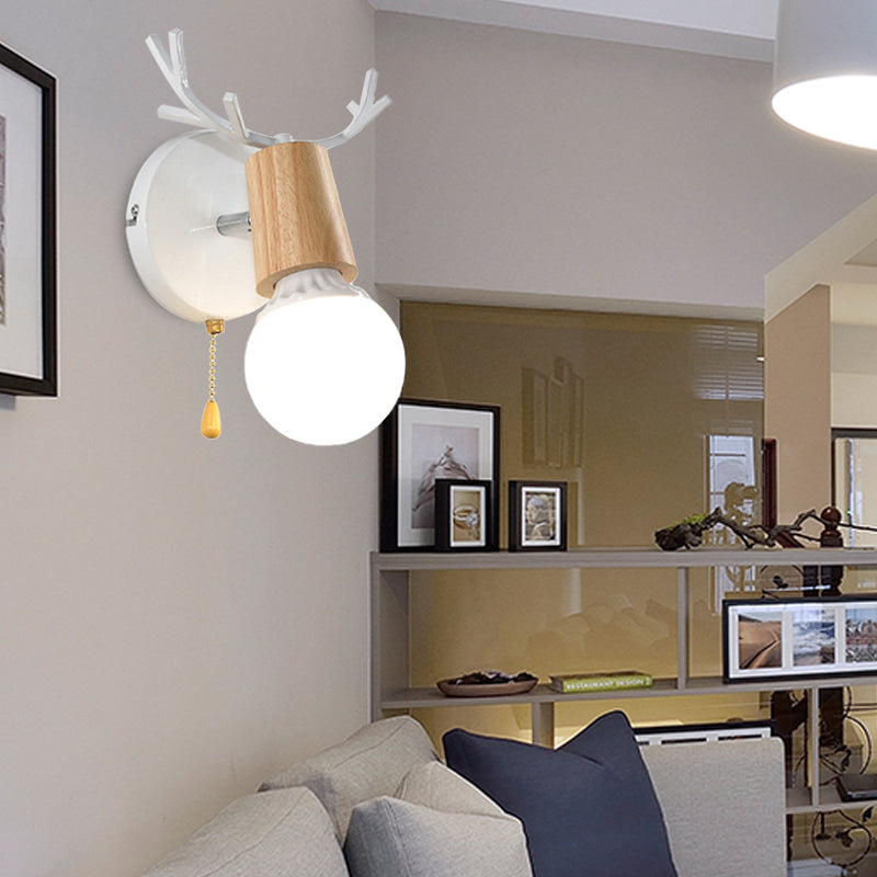 Frendorf | 1 Licht Bare Bulb Wandlamp Modern Stil Zwart/Wit Afwerking Metaal en Hout Wandverlichting met Hertenkant