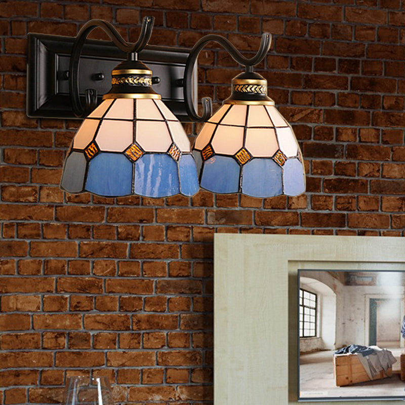 Frendorf | 2 Lichter Gewölbte Wandlampenleuchte Mediterrane Buntglas Vanitätsleuchte in Weiß/Schwarz für das Badezimmer