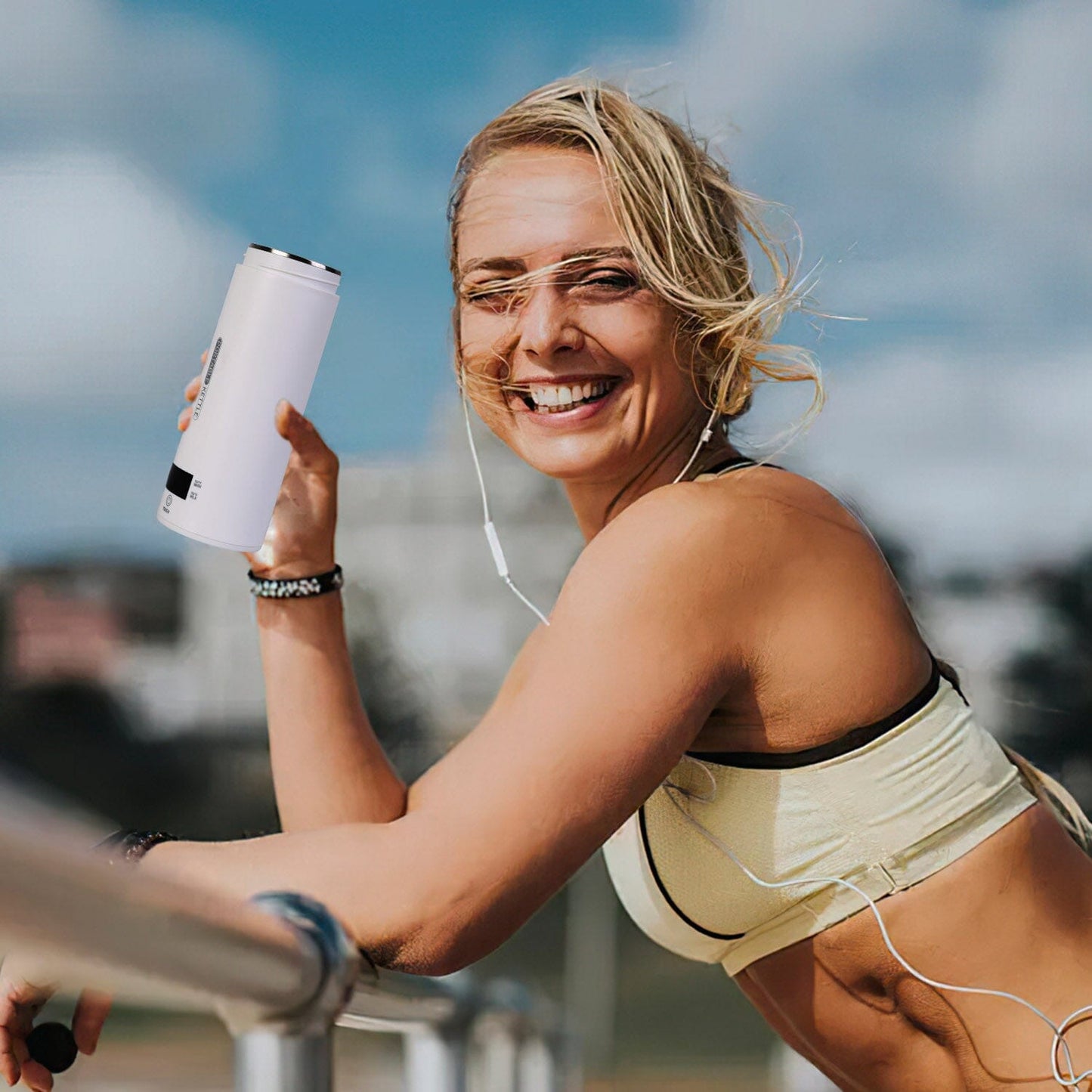 Frendorf | 17Oz Edelstahl Reise Elektro Wasserkocher mit 4 Temperaturvoreinstellungen