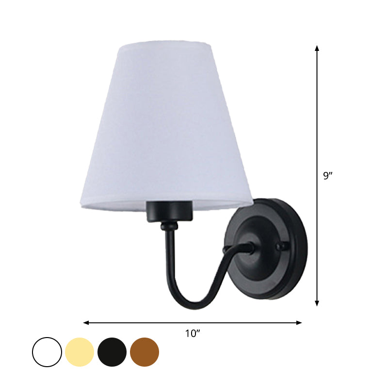 Frendorf | Schwarz/Braun/Beige Cone Wandlampe Nordic 1-Licht Stoff Wandbeleuchtung mit gebogenem Arm in Schwarz/Weiß
