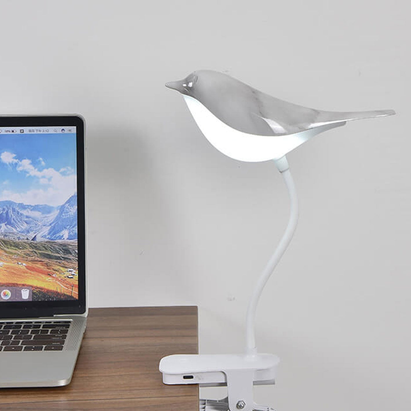 Frendorf | BrightBird Nordic LED Tischlampe | USB-Ladung | Nachtlicht mit Vogelclip | Modernes Design
