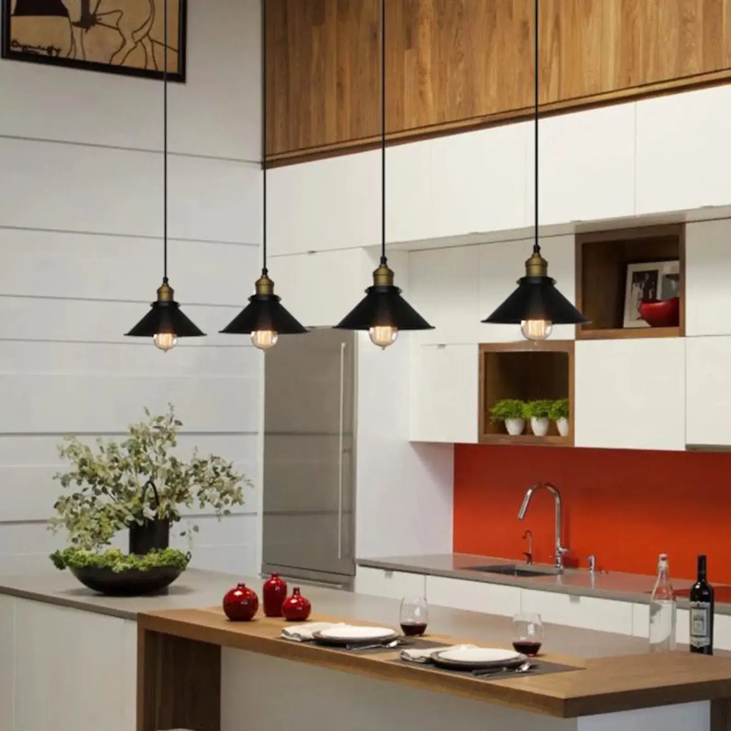 Frendorf | BrassLoom Kegelförmige Pendelleuchte aus Messing | Modernes Design | Esszimmer & Küche | Elegantes Ambiente