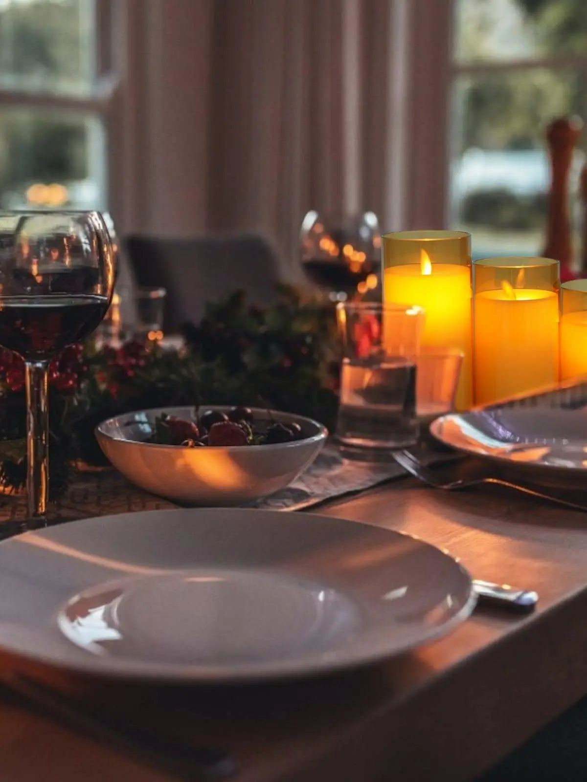 Frendorf | 24er Set LED Kerzen ohne Flamme – Batteriebetrieben, Realistische Flammenoptik, Sicher und Dekorativ für gemütliche Abende