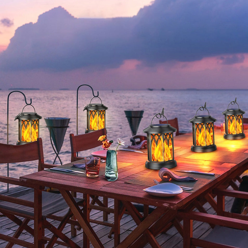 FlameGlow™ - Hängende Solar-Flammenlaterne (2er-Pack)