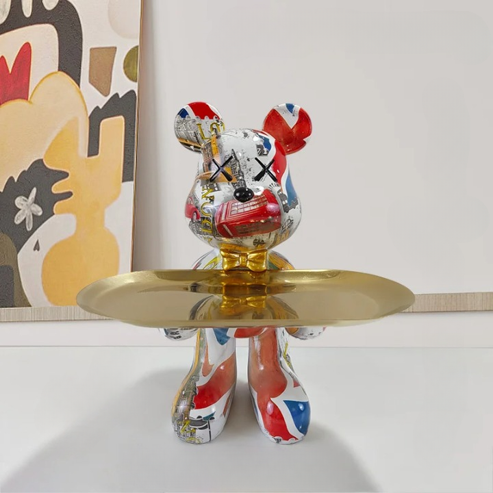 Bärenstatue mit Tablett