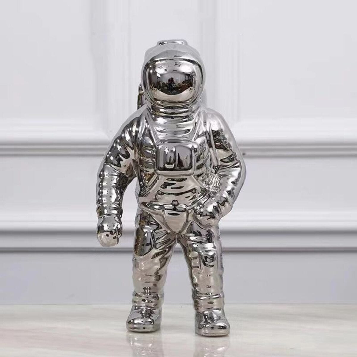 Gold Space Man Skulptur Astronaut Keramik Vase Kreatives modernes Kosmonaut Modell Ornament Statue Garten Tischdekoration Hause Dekoration