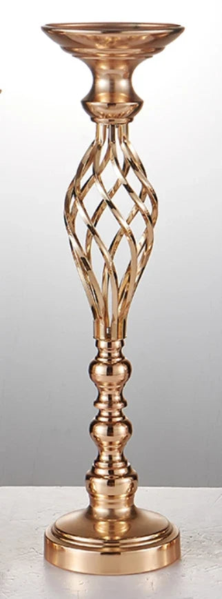 Elegantes Kerzenständer-Set mit Metallständer