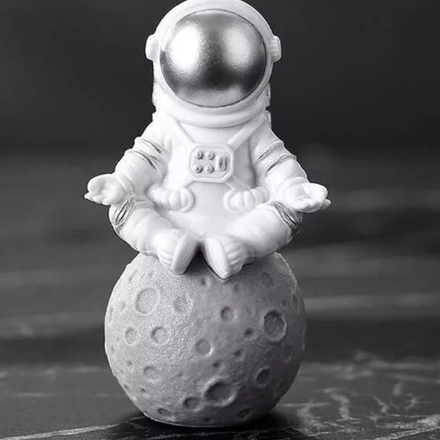 Harz-Astronaut-Figur Statue Raumfahrer Skulptur Pädagogisches Spielzeug Schreibtisch-Dekoration Astronaut-Modell Für Kinder Geschenk