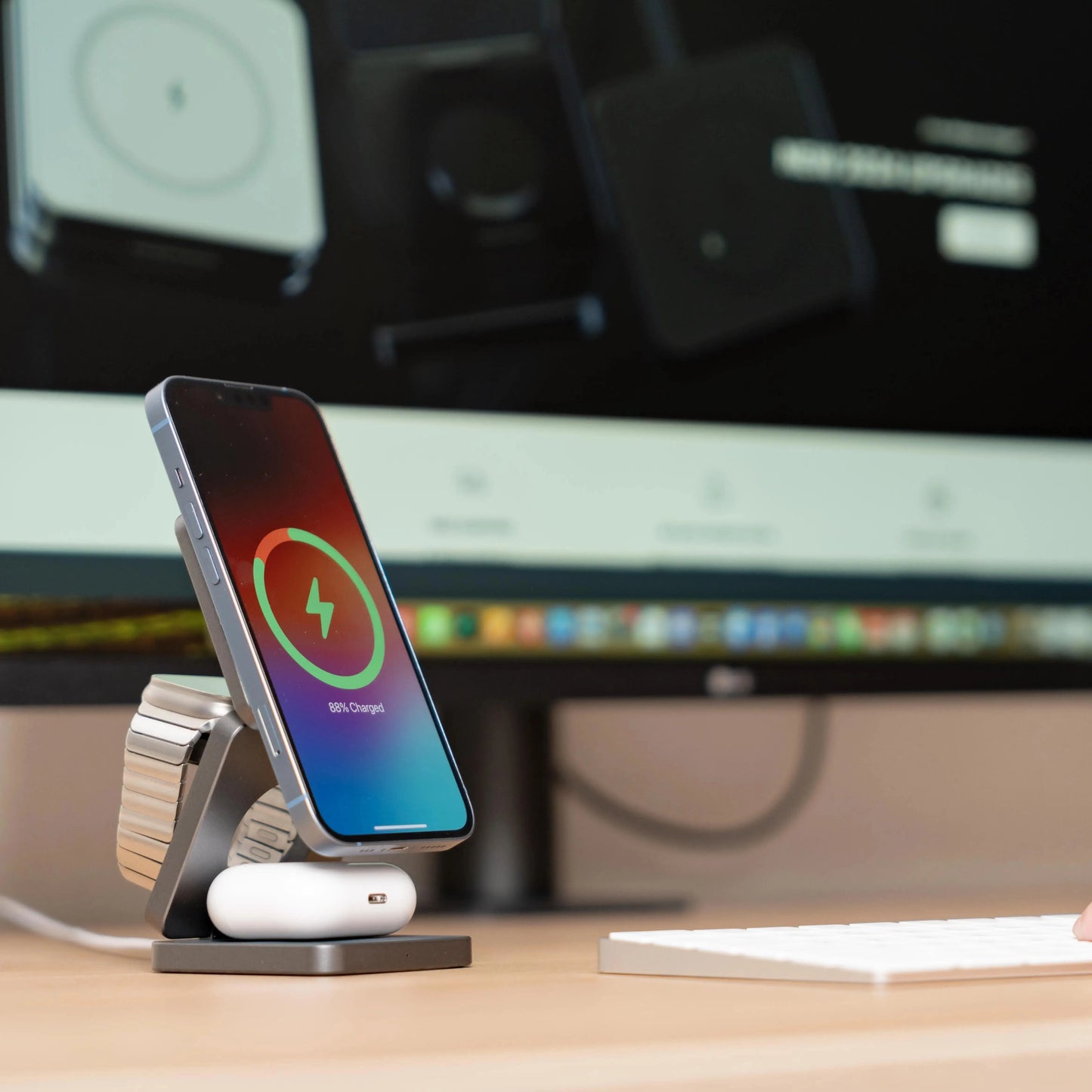 Frendorf | 3 in 1 faltbare magnetische 15W kabellose Schnelllade station