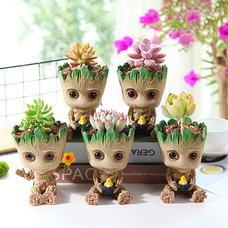 Cartoon Groot Miniaturfigur: Verspielte Bürodekoration