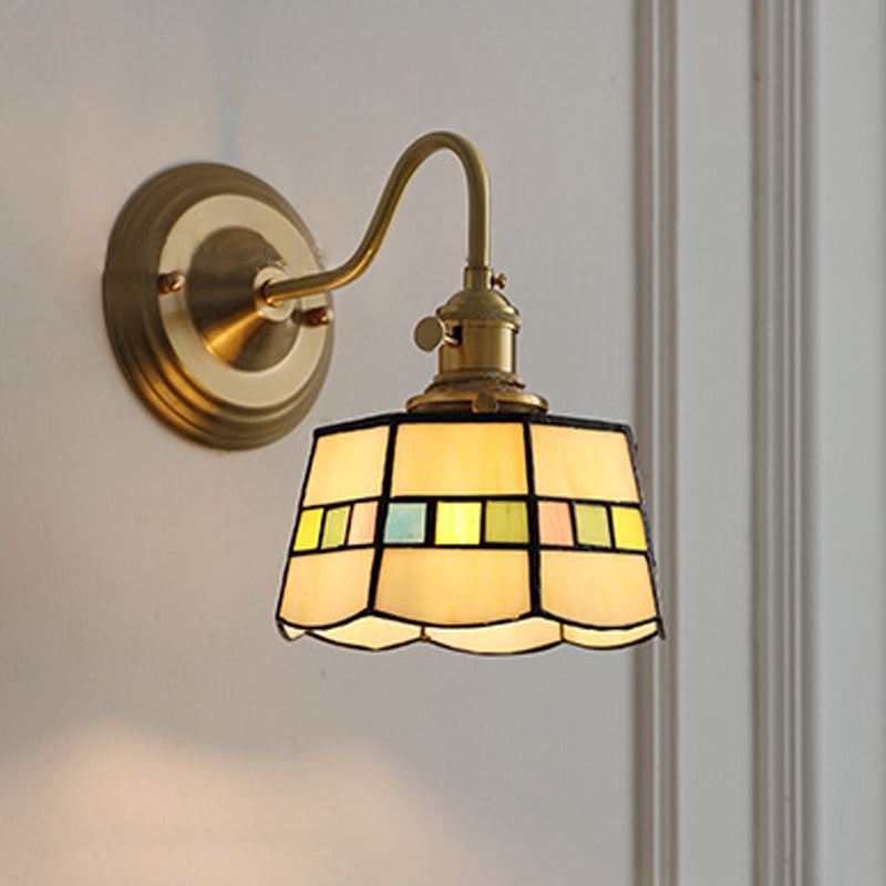 Frendorf | AuroraGlint Tiffany Kupfer Wandleuchte | Klassisches Design | Hochwertiges Glas | Ideal für Wohnzimmer