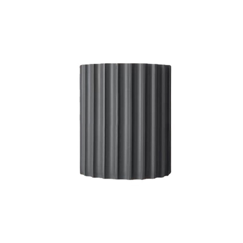 Zeitgenössische skandinavische Harz-Halbsäulen-Wandleuchte mit 2 Lichtern für den Flur