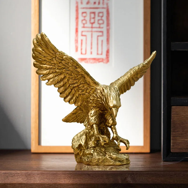 Resin Goldener Adler Statue Kunst Tier Modell Sammlung Ornament Zuhause Büro Schreibtisch Feng Shui Dekor Figuren einfach