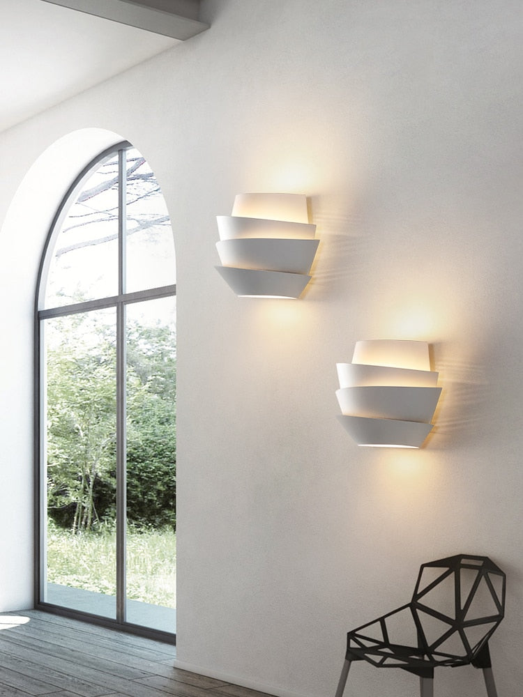 Weiße Space LED-Wandleuchte