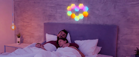 Sechseckige Smart Ambient Night Wandlampe: Farbwechselnde Brillanz