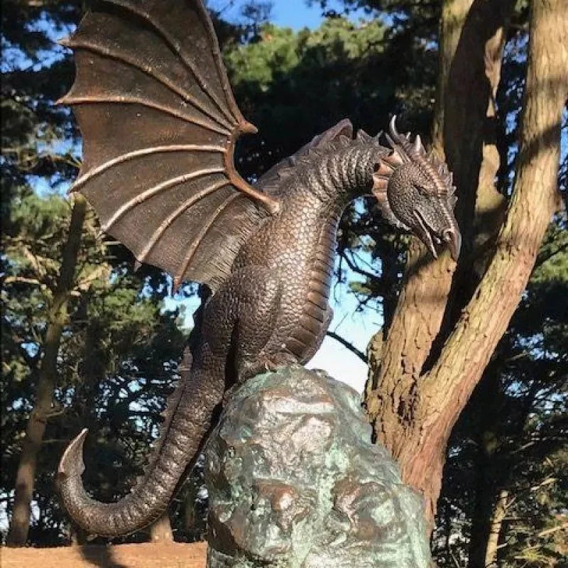 große Drachenstatuen für den Außenbereich