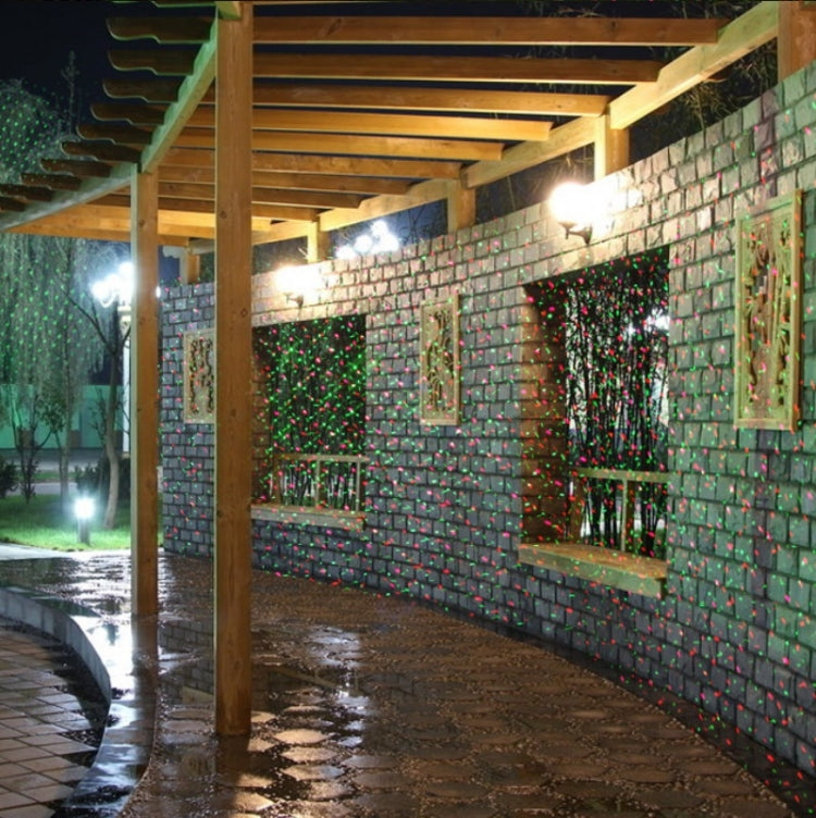 30W Fernbedienung Außen wasserdicht Laserlicht Garten Dekoration Rasenlampe, grünes Licht + rotes Licht (UK-Stecker)