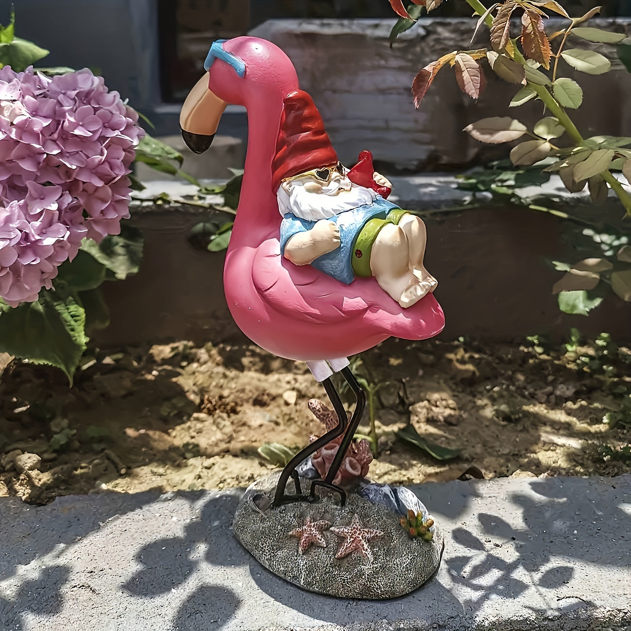 Flamingo chillende Gartenzwerg-Statue