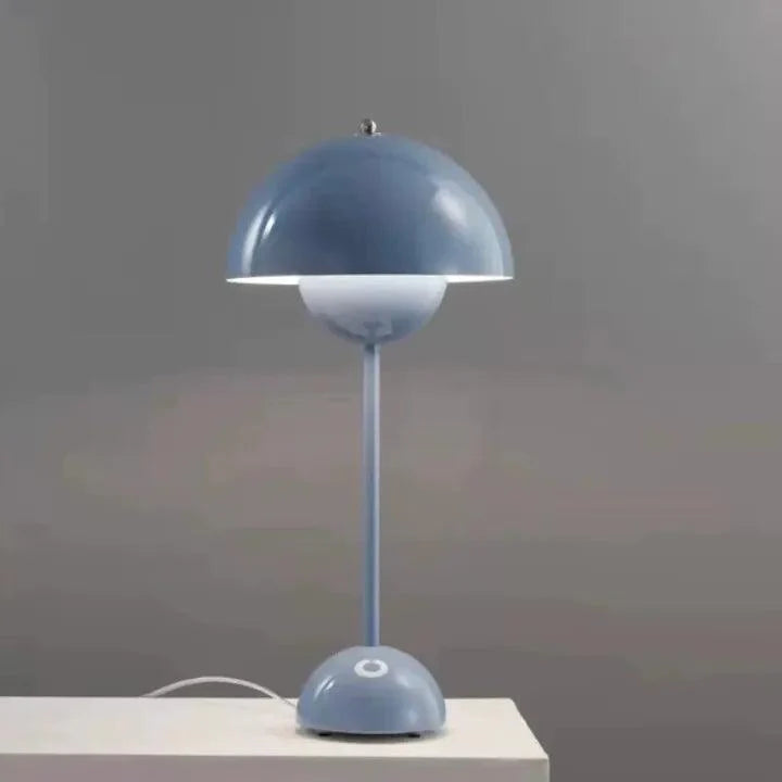 Pilzlampe im ikonischen Design | Schreibtischlampe mit LED-Lichtpanel