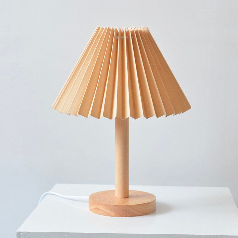 Holz Nachttischlampe mit gefaltetem Schirm
