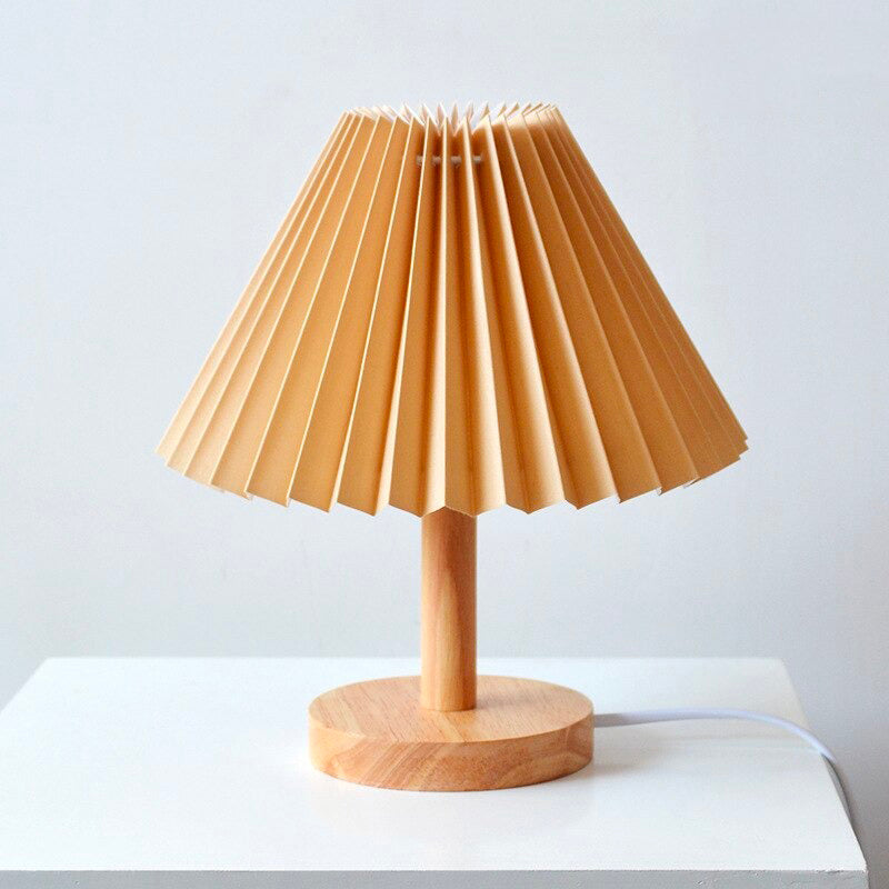 Holz Nachttischlampe mit gefaltetem Schirm