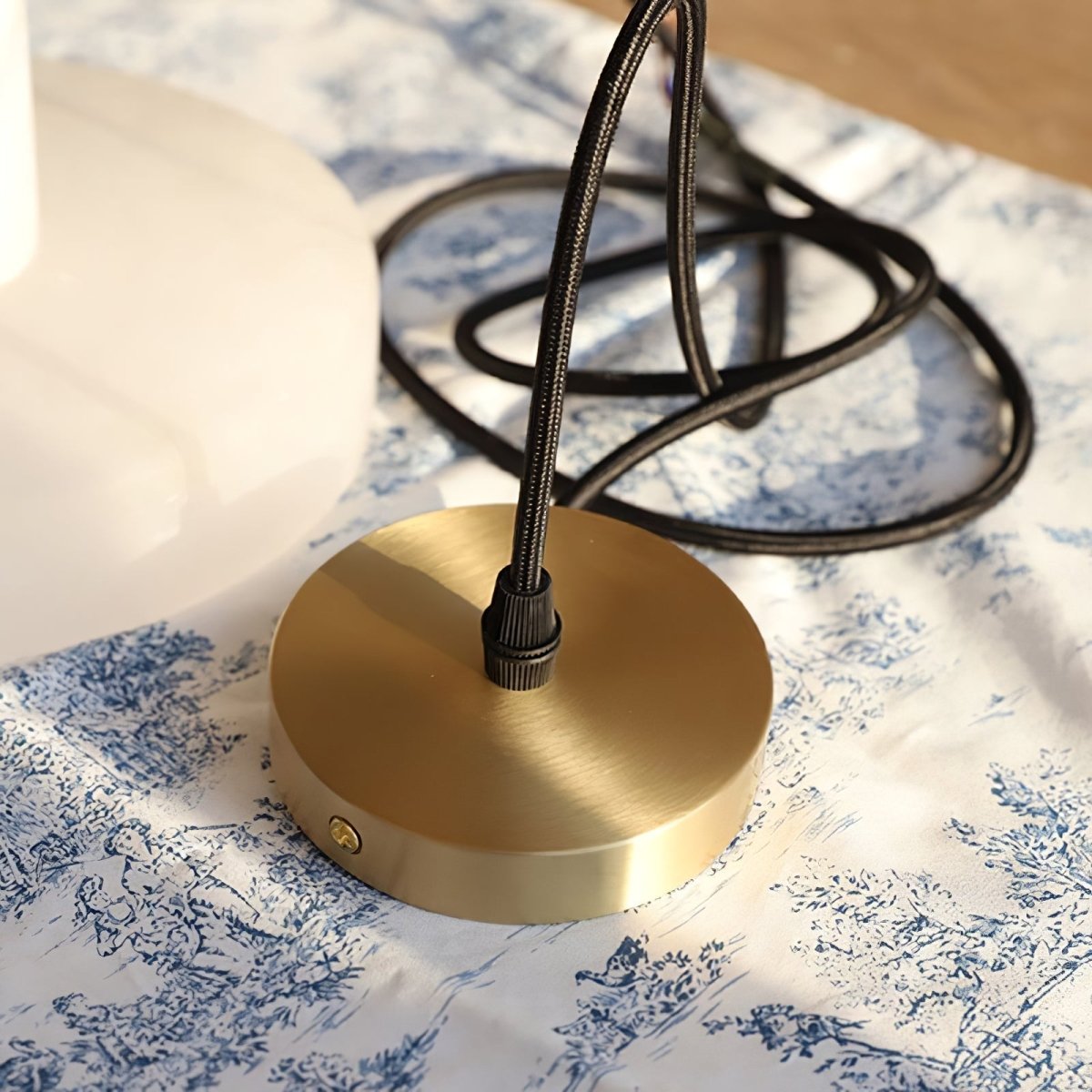 Frendorf | Beleuchten Sie Ihr Interieur mit der modernen Alabastermarmor-Hängeleuchte