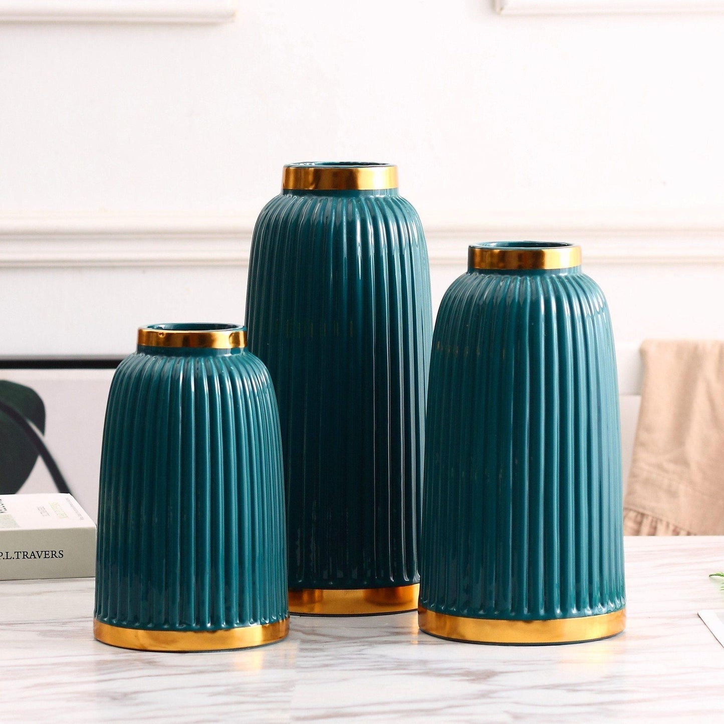 Frendorf | AuroraLoop Gold-Ring Blumenvase | Elegantes Design | Blumendeko | Modern & Zeitlos
