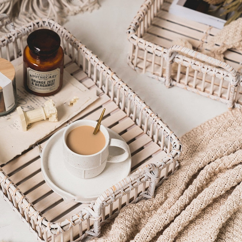 Frendorf | CaneCraft Rechteckiges Handgefertigtes Rattan Tablett | Boho-Design | Vielseitiges Serviertablett | Natürlich & Stilvoll