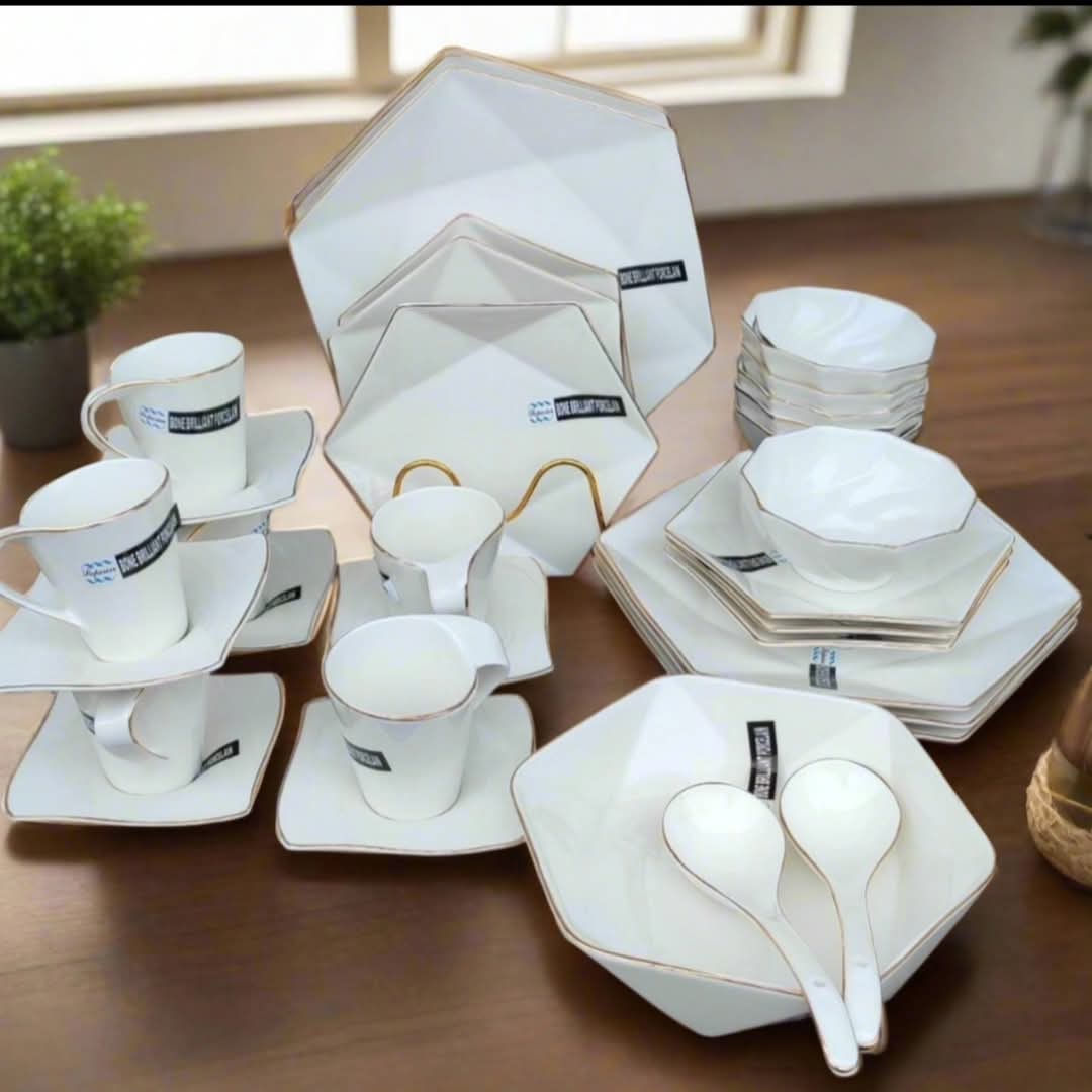 Frendorf | 33-teiliges Hexagon Dinner-Set mit Goldrand
