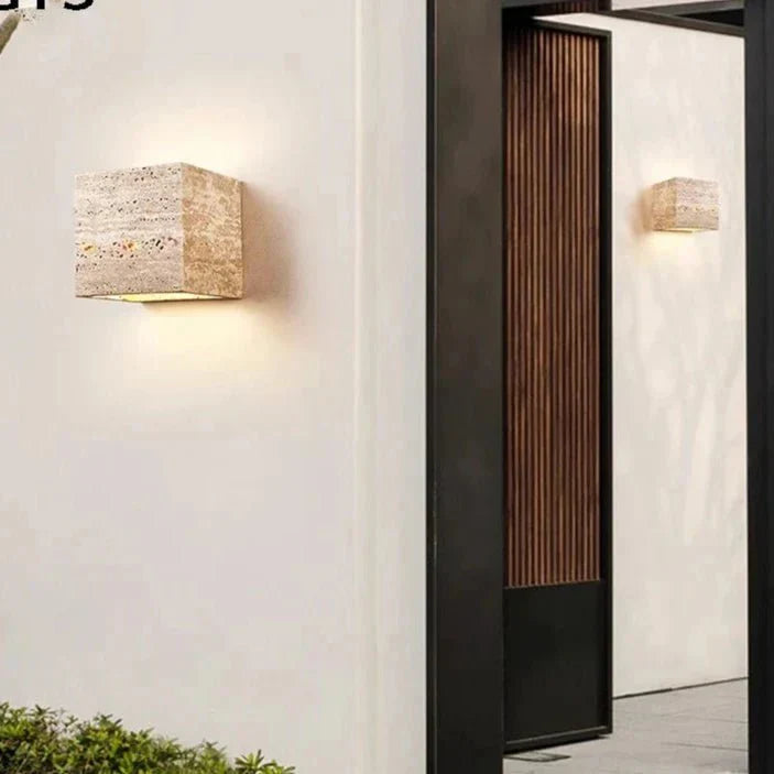 Frendorf | Wandleuchte aus Travertin für eine warme und elegante Atmosphäre