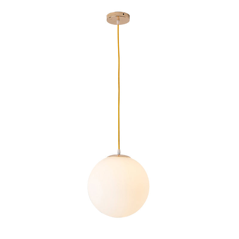 Globe Milky Glass Hängelampe Minimalistische 1-Licht Gold Pendelleuchte für Esszimmer