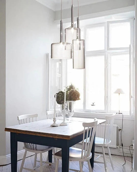 Esstisch Glas an der Decke Lampenschirme Beleuchtung