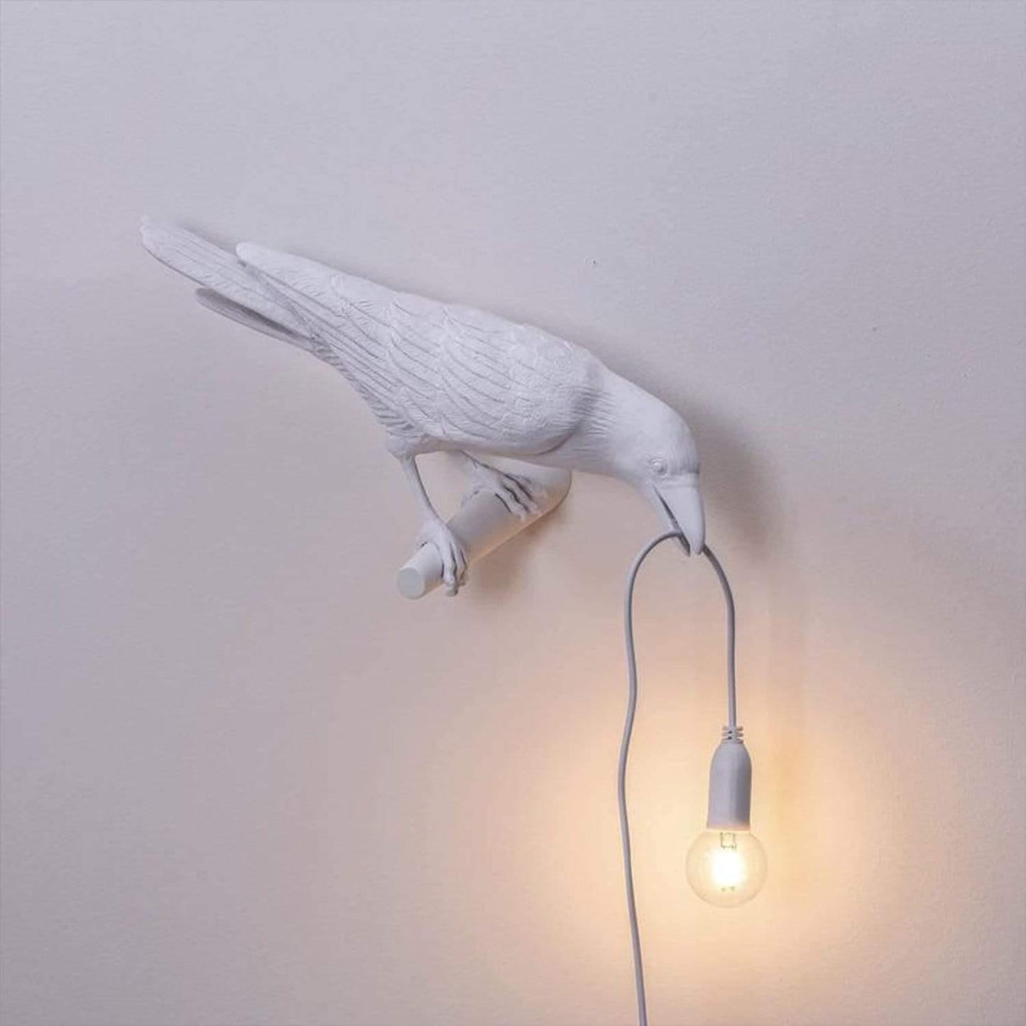 Die Rabenvogel-Lampe