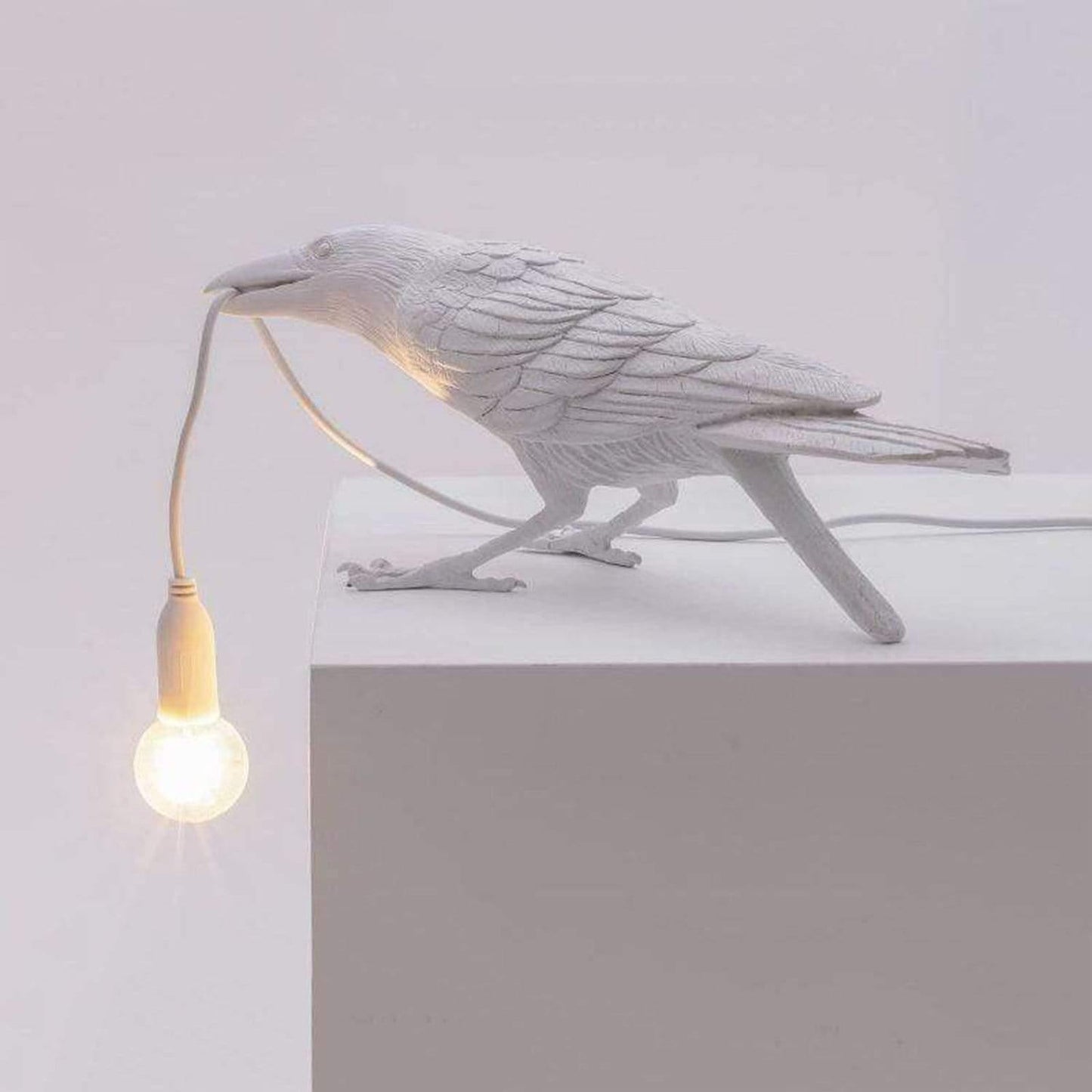 Die Rabenvogel-Lampe