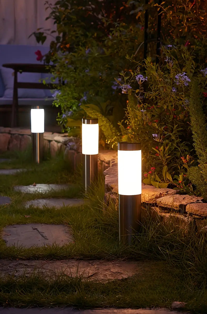 Frendorf | Solar Aussenleuchte | Wasserdicht, energieeffizient & einfach zu installieren für Garten- und Wegbeleuchtung