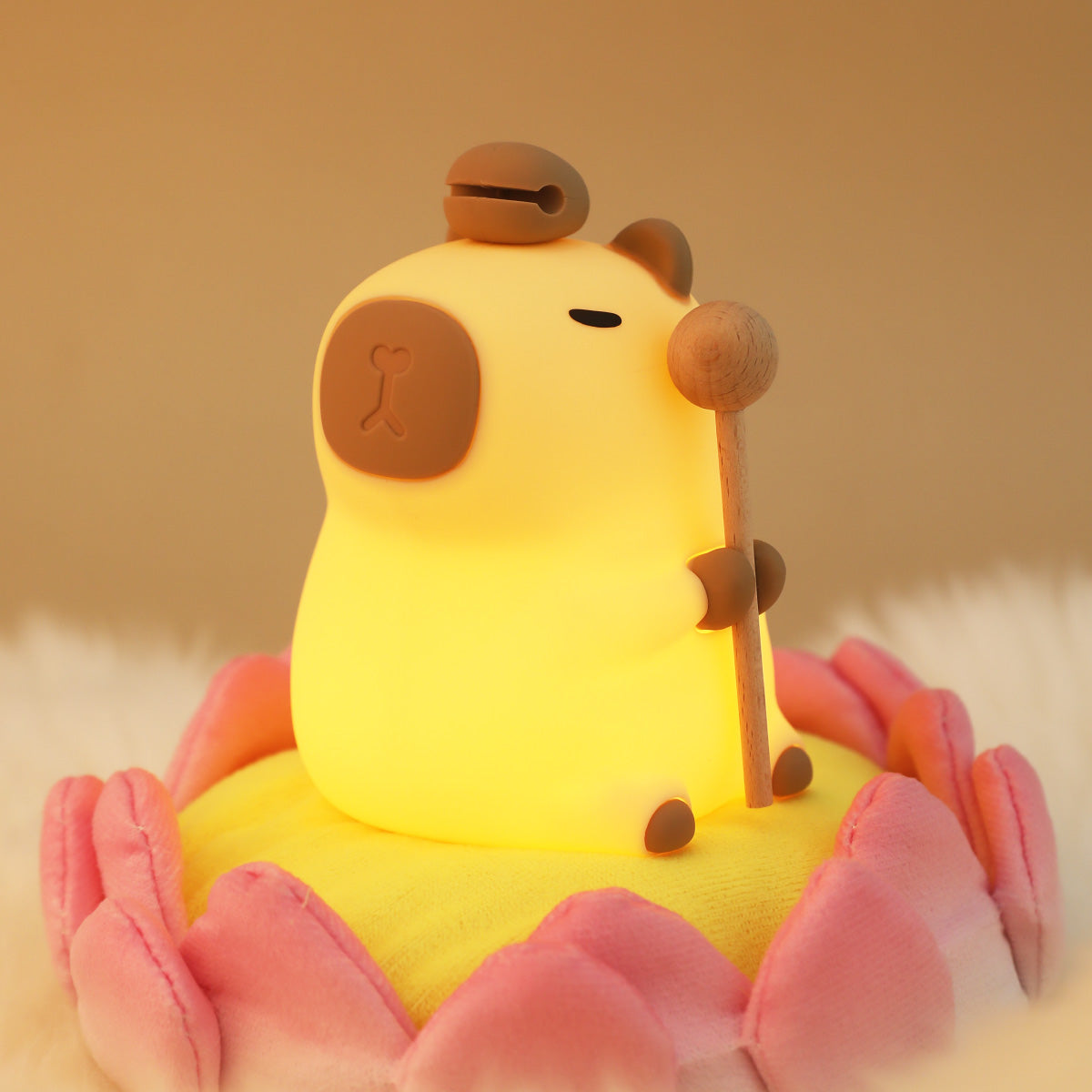 Frendorf | CappyGlow 2024 Capybara Silikon Nachttischlampe | Squishy & Kinderfreundlich | Perfektes Geschenk für Kinder und Mädchen