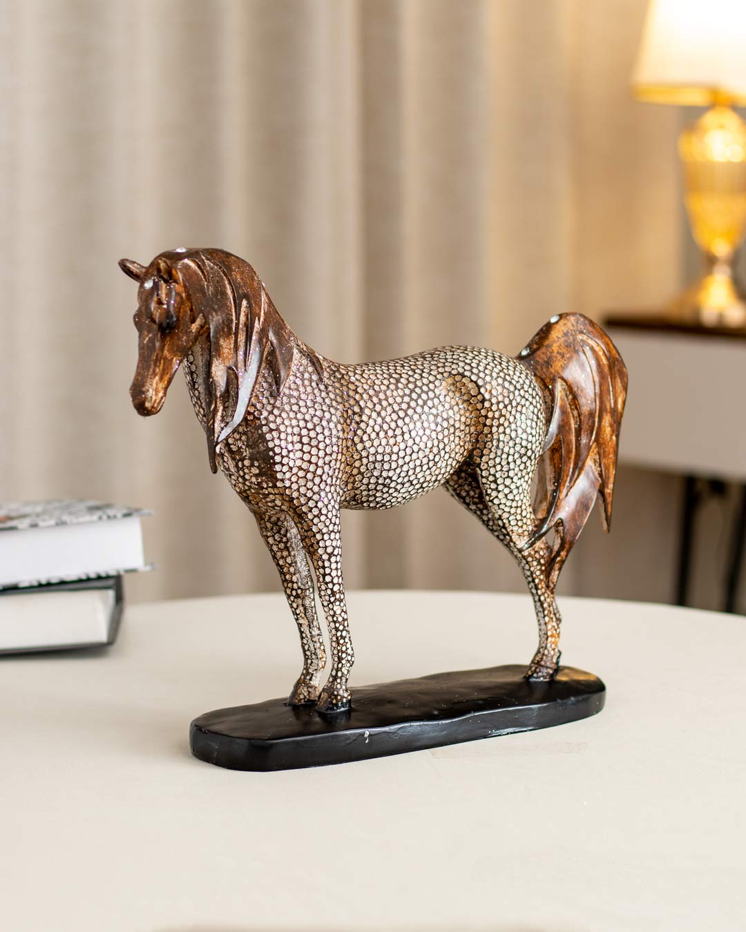 Equine Elegance' Pferdefigur
