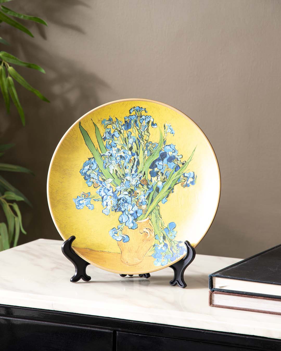 Frendorf | Irisverra 'Iris' Dekoteller | Vincent van Gogh Ölgemälde | Hochwertiges Porzellan | 10 Zoll Wanddeko