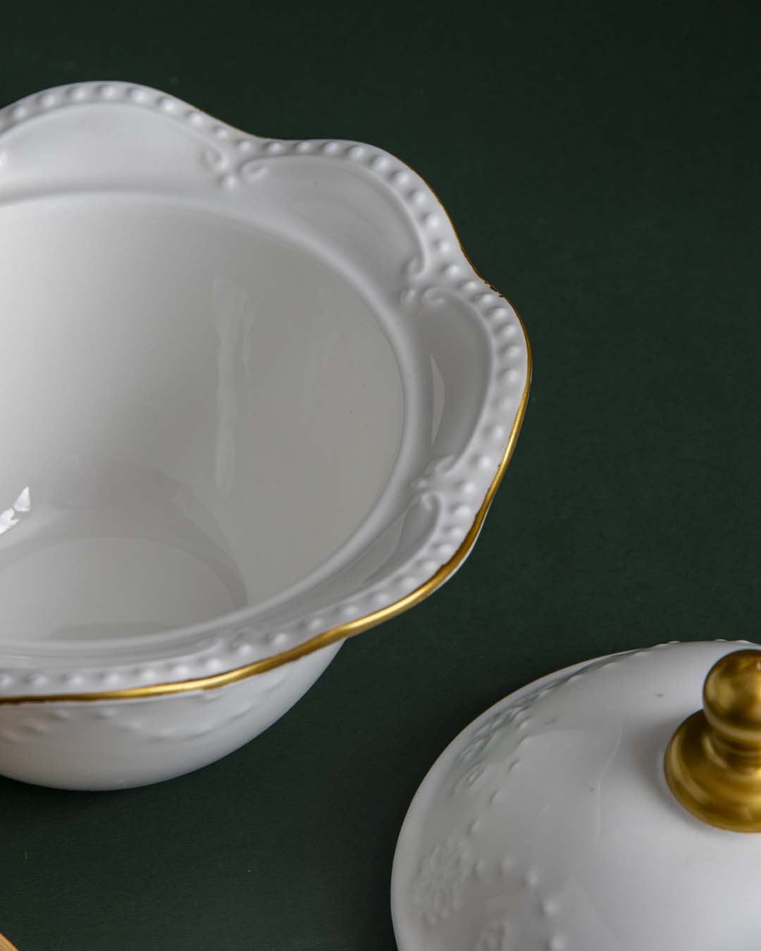 Frendorf | Velvory Dessertschale mit Deckel | Wellenrand Design | Hochwertige Keramik | Perfekt für Desserts, Snacks und Aufbewahrung