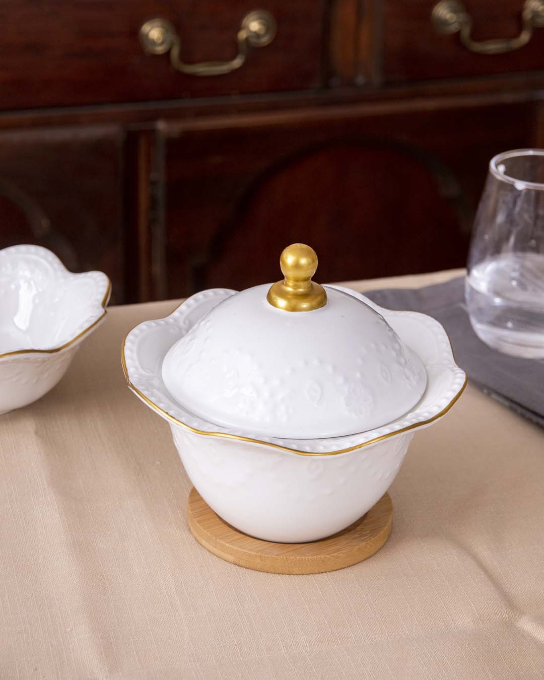 Frendorf | Velvory Dessertschale mit Deckel | Wellenrand Design | Hochwertige Keramik | Perfekt für Desserts, Snacks und Aufbewahrung