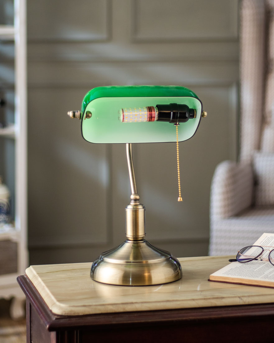 Klassische Bankierlampe