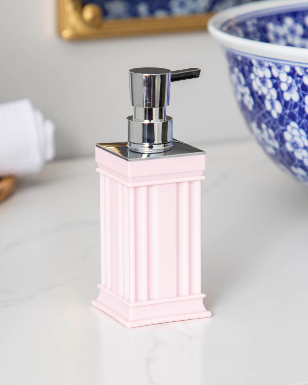 Frendorf | BlushPress Seifenspender | Modernes & Klassisches Design | Hochwertige Materialien | Rosa
