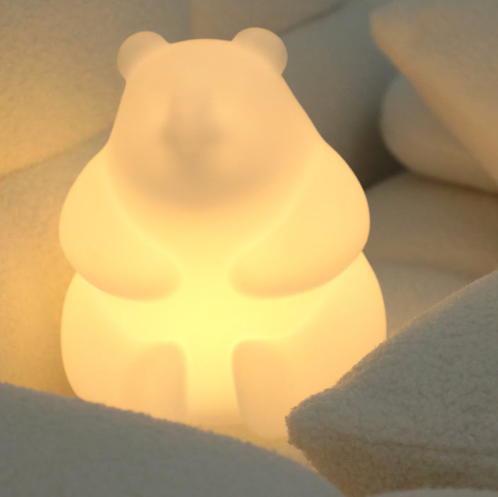 Zeitgenössische kreative Bären-PE-LED-Tischlampe für das Wohnzimmer