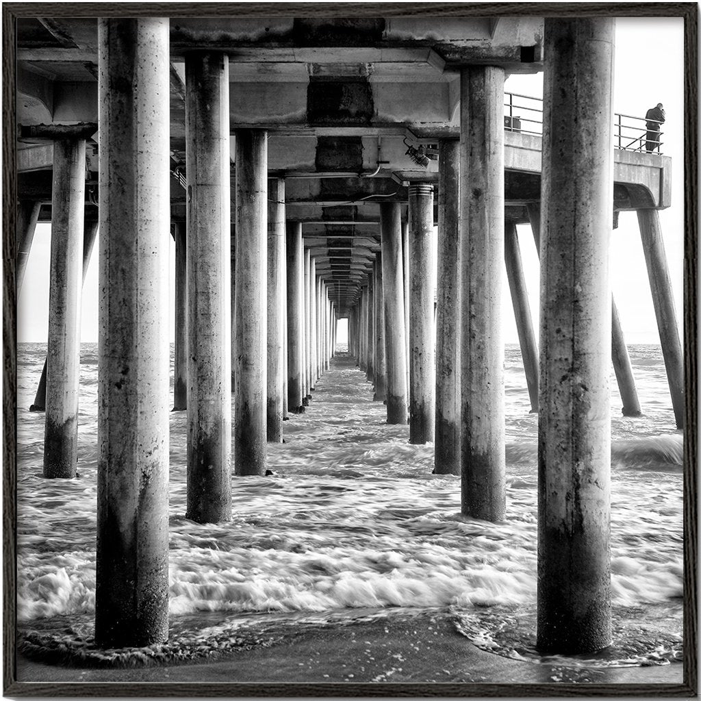 Schwarz California - Unter dem Huntington Beach Pier II