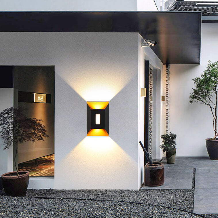 Frendorf | Luxorma ArcLume Außenwandleuchte | Modernes Design | Wasserdicht | Aluminium | LED für Terrassen