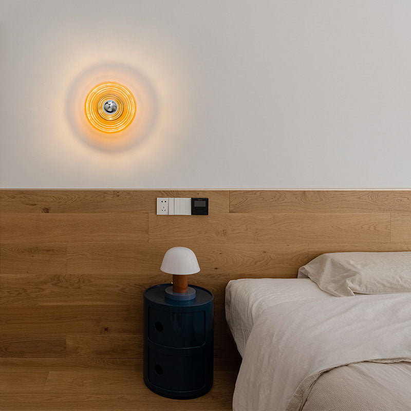 Frendorf | Zeitlose Wandlampe aus Glas für vielseitige Beleuchtung