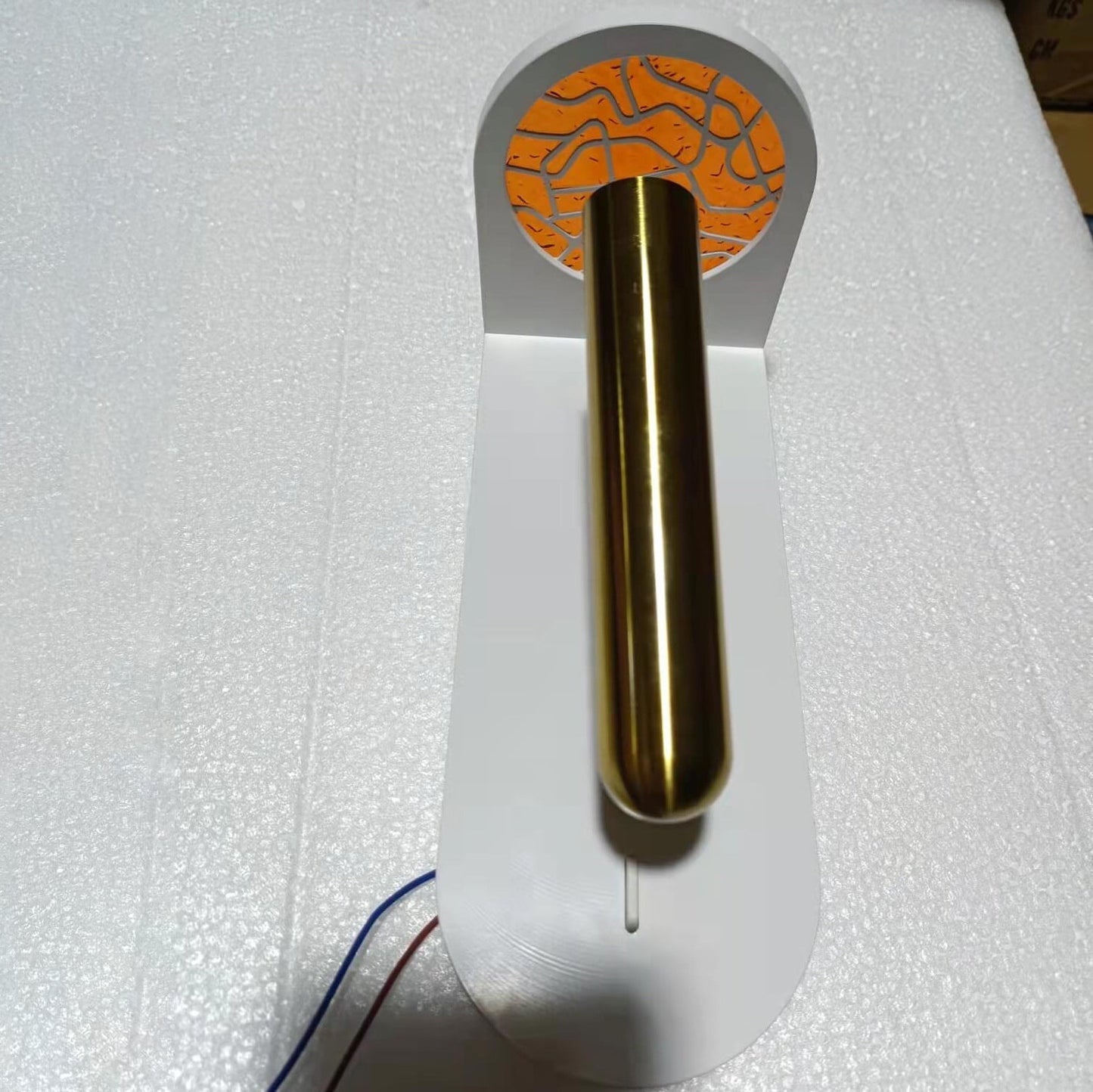 Frendorf | IgnisGlow Industrielle LED Wandlampe | Rotierbar & Verstellbar | Kreative Licht- & Schatteneffekte