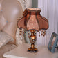 Frendorf | LaceLux Europäische Tischlampe | Stoff & Spitze | Elegante Harzfuß-Leuchte | Dekoration & Beleuchtung
