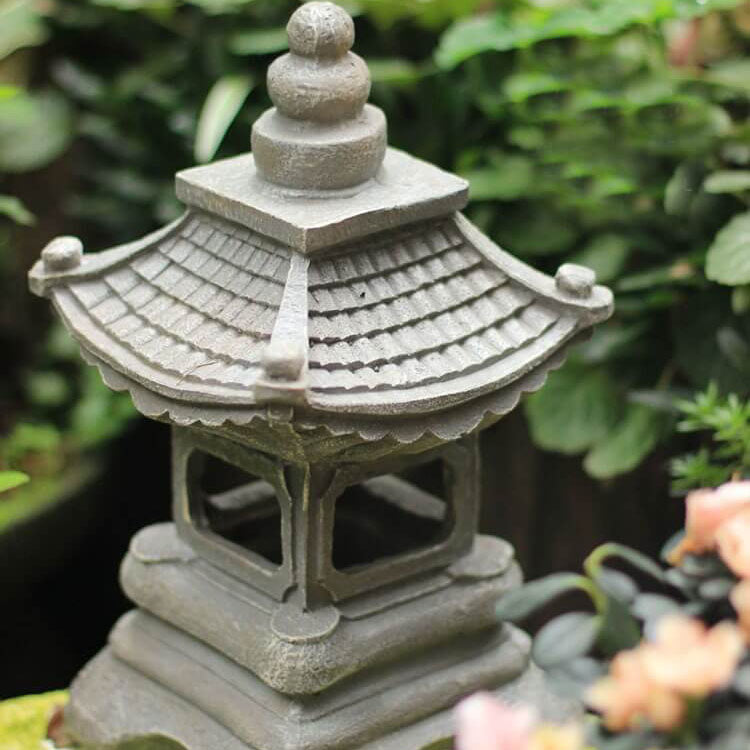 Frendorf | PagodaGlow Japanische Solar-Pagodenleuchte | LED Gartenlampe | Wetterfest | Dekorative Außenbeleuchtung